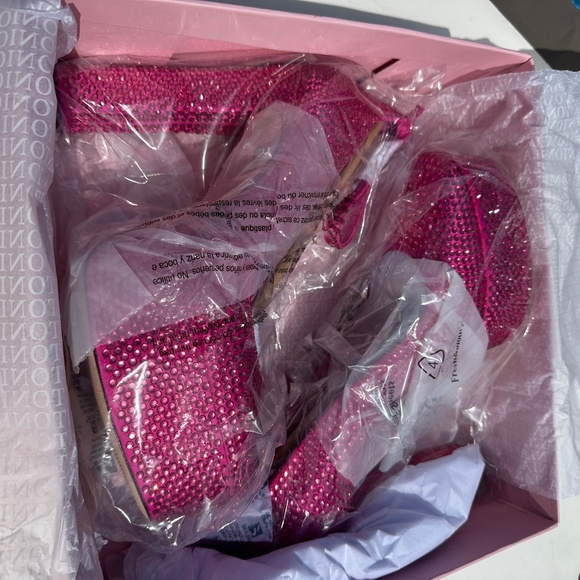 NWT Antonio Melani Hot Pink Size 10 Rhinestone Platform Pumps - Picture 11 of 12